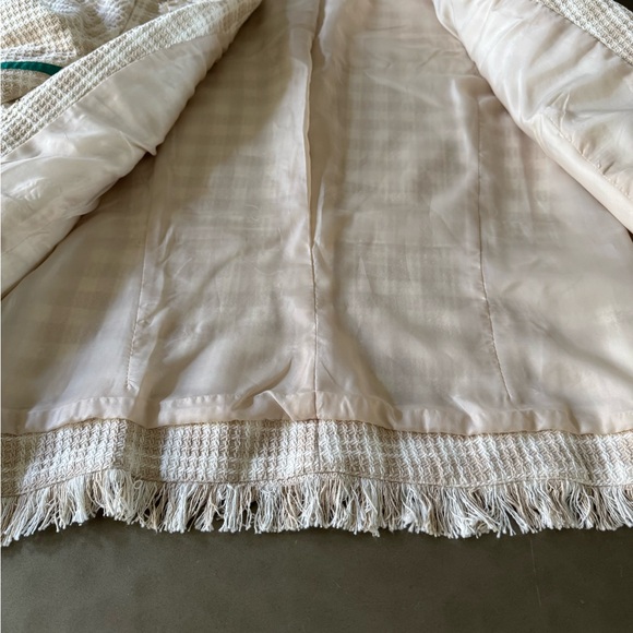 Beige Plaid Blazer with Fringe and Green Embroidery Accents,Size 16, Lined, NWT - Picture 8 of 8